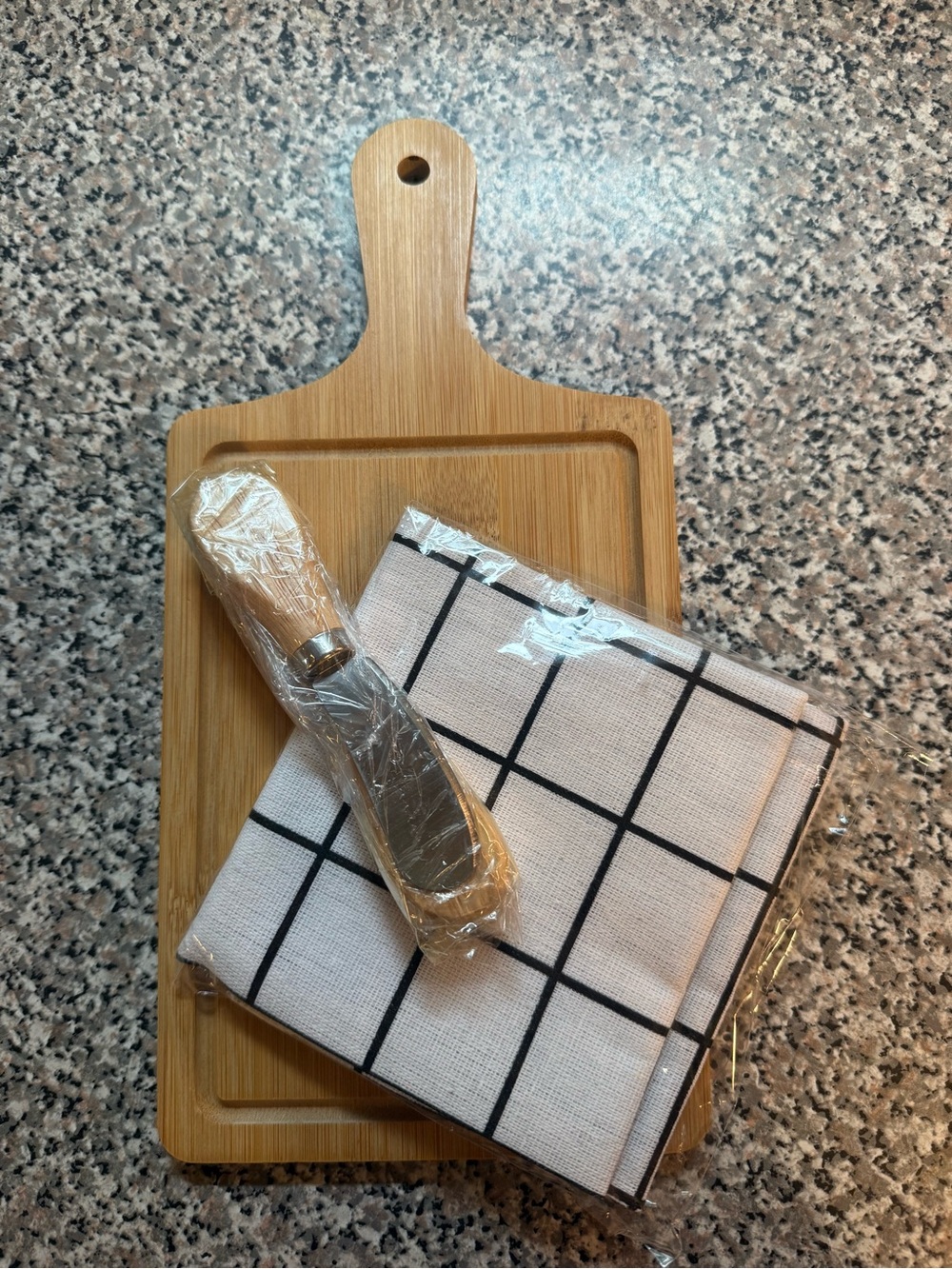 Bamboo Cheese Board with Spreader and Grid Tea Towel